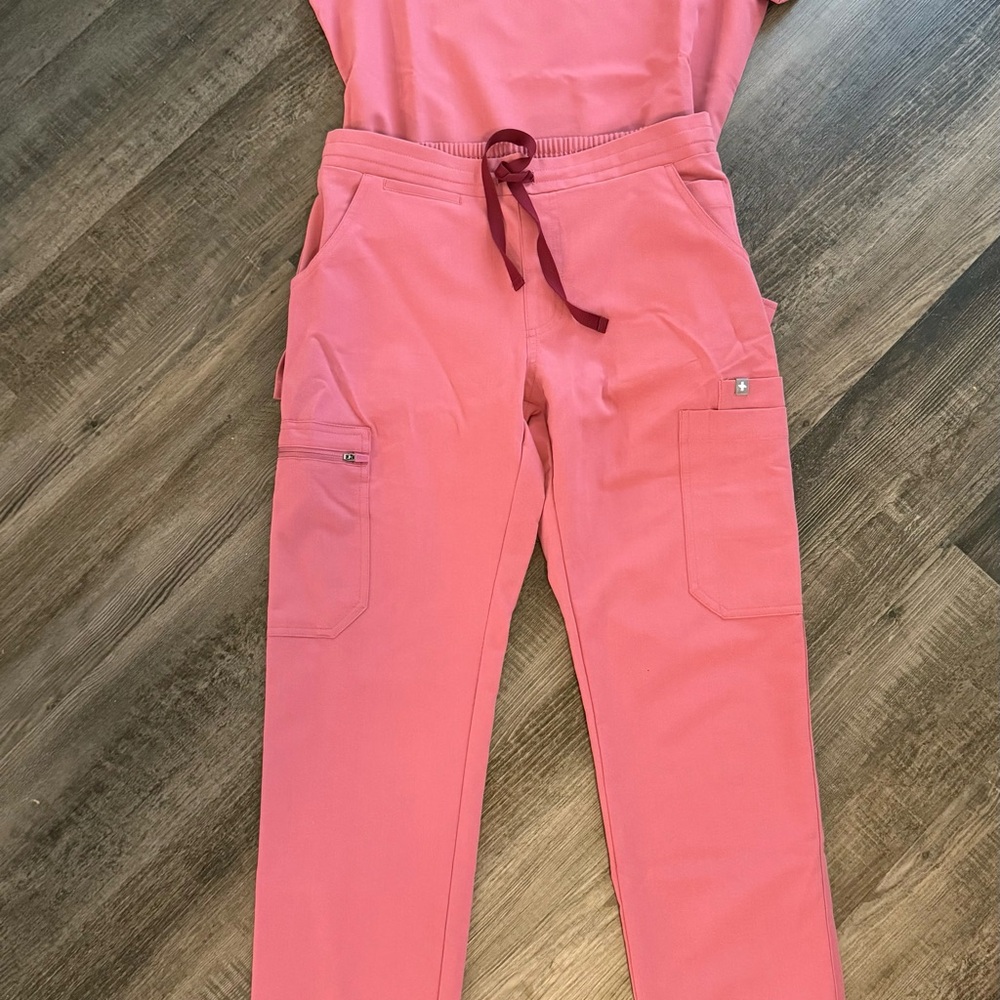 FIGS Women's Scrub Set: Dust Rose color - Picture 2 of 6